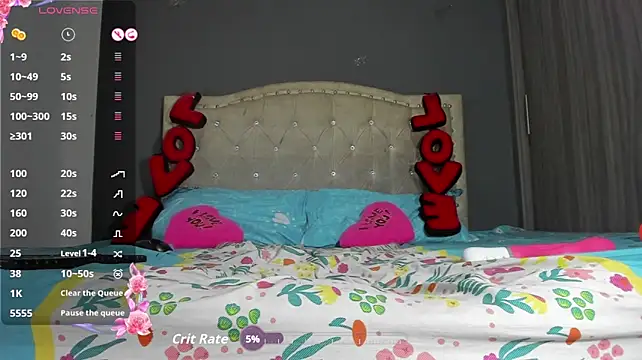 kattita_uwu webcam