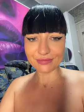 MysticCleo webcam