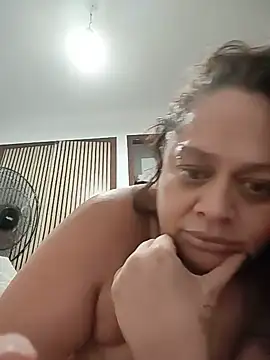 Katycurr webcam