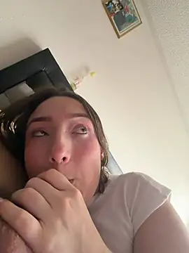 Valery_Salmons live cam on StripChat