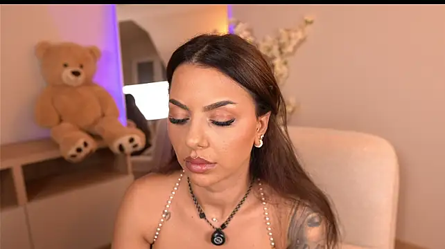 Ivy_Trixx live cam on StripChat