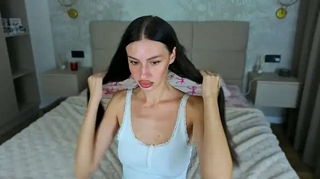 Snow_WhiteeeX live cam on StripChat