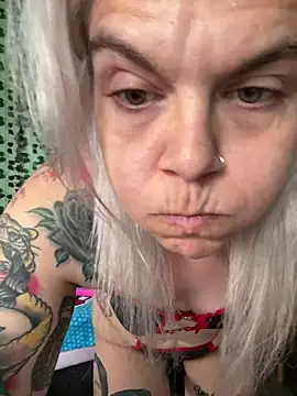 CherryBombBomb webcam
