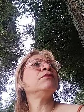 geminis_milf webcam
