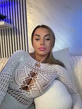 KirstieVegas