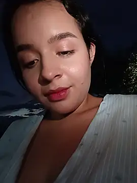 Julieth_hot-69 webcam