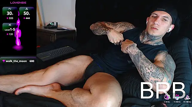 Shane_Clay webcam