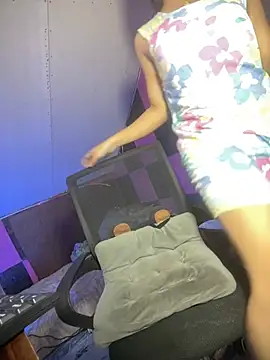 Lovely_Daugs webcam
