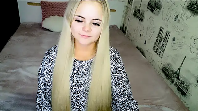 lovely-eyes webcam
