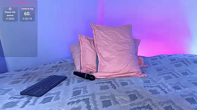 lucie_petite webcam