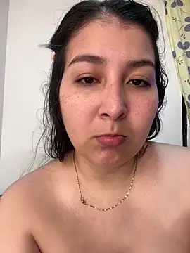 evelyn_1702 webcam