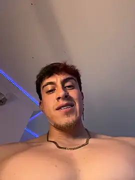 strongboy_ webcam