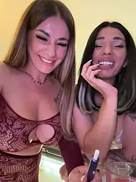 IsabellaEtthan live sex cam