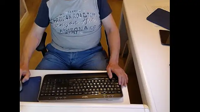 dutchpornking live cam on StripChat