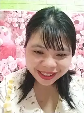 Xuka_lyss live cam on StripChat