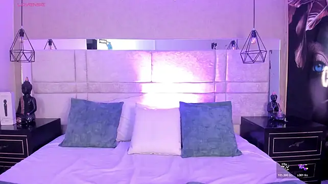 SamaanthaMiller webcam