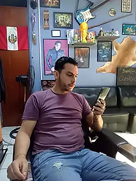 Masterchief9626 live cam on StripChat