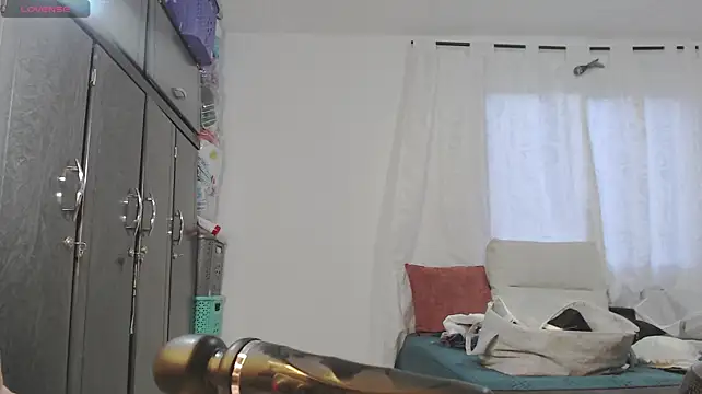 mia_donatto369 webcam