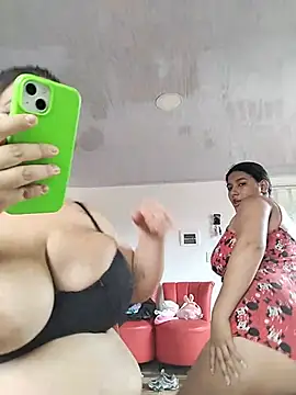Sara_y_Amy webcam