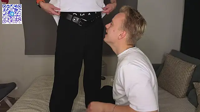 Kevin_Young_Cat stroke and cum goal cam