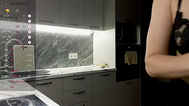 Alice_Wonders masturbation handjob show