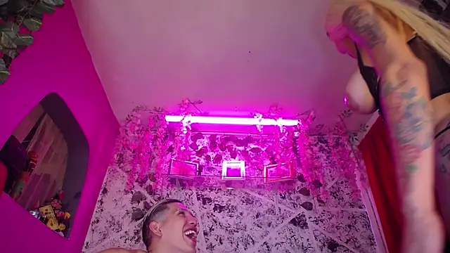 hornytsblonde