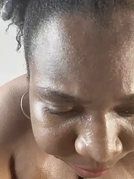 Breisy_bigboobs webcam