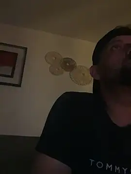 madmiki webcam