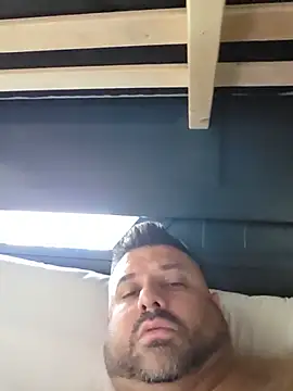 Roddog18 webcam