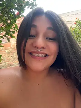 Emily_Gomezz webcam