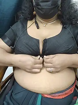 Floraa-Queen webcam