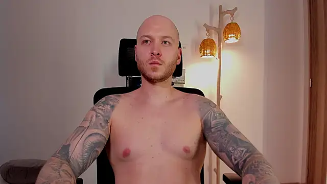 Adam_Meyer10