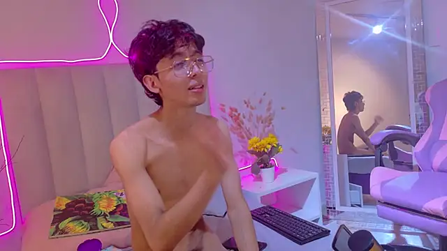 Twink_Sebas7