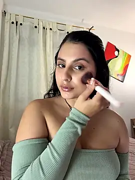 Luu_Princess live cam on StripChat