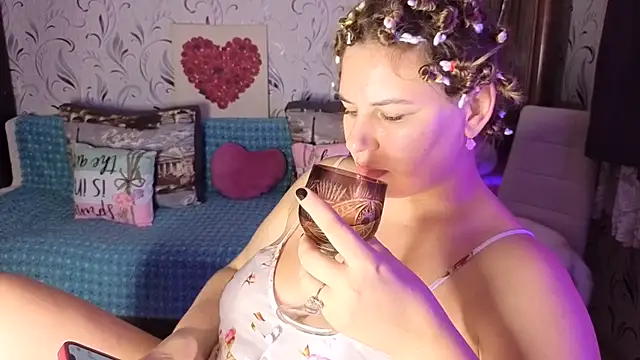 Passion-Blondy live cam on StripChat