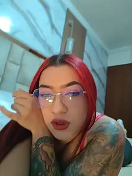 Odett_Sw live cam on StripChat