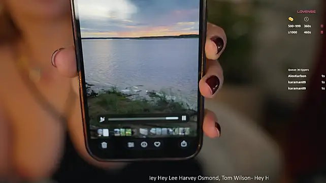 Lady--M webcam