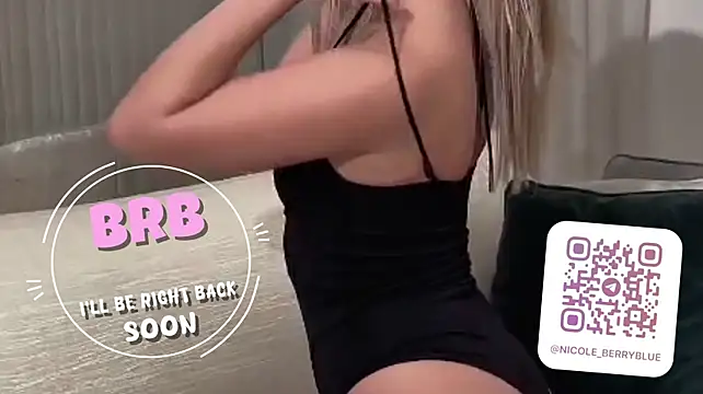 nicole_blueberry webcam