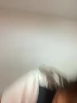 Lady__Pink webcam