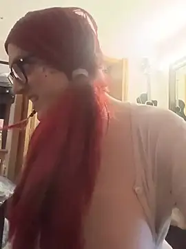 sissytrapdolly24 webcam