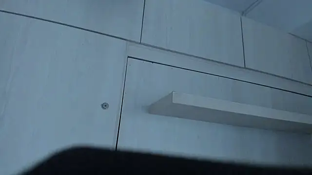 TaylorBloom webcam