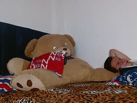 Scarlett_crastrawberry webcam