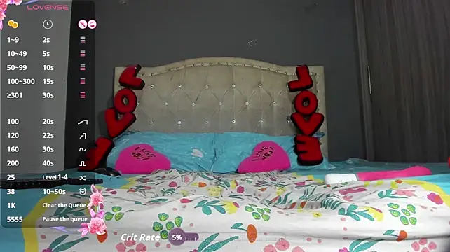kattita_uwu webcam