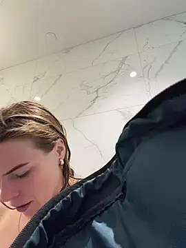 oliviafranciis webcam