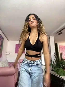 AngelPinkk_ webcam
