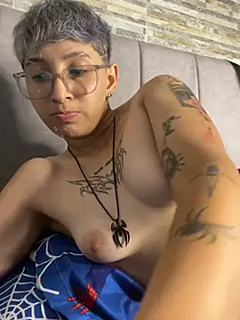 Mikeking14 webcam