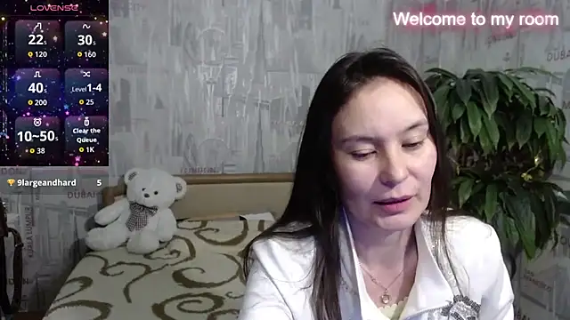 GinaQSoul webcam
