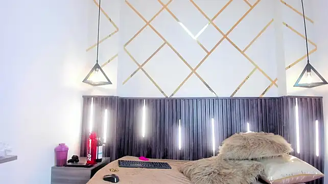 MeganNightt webcam