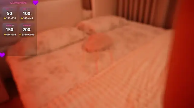 Lilly_Colins webcam