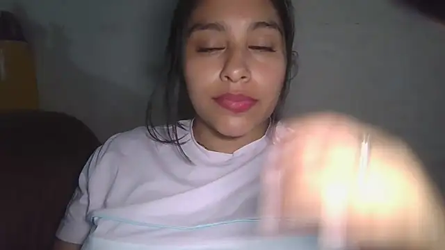 zairabreze webcam